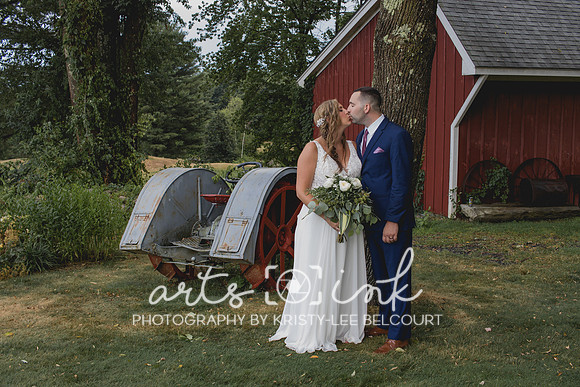 Blissful Meadows, Uxbridge MA | Wedding Photography | Arts Ink Photography