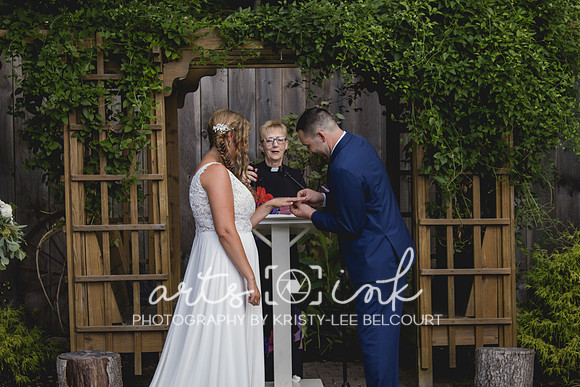 Blissful Meadows, Uxbridge MA | Wedding Photography | Arts Ink Photography