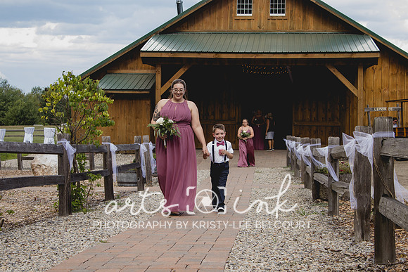 Blissful Meadows, Uxbridge MA | Wedding Photography | Arts Ink Photography