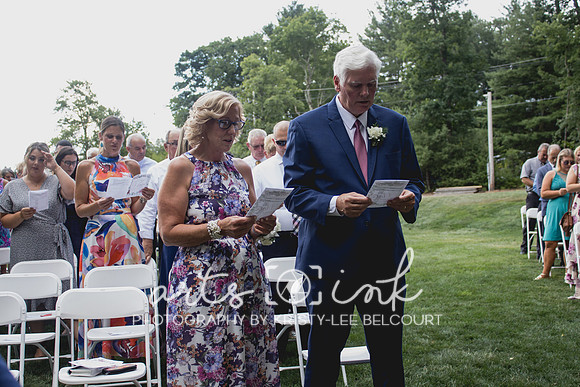 Blissful Meadows, Uxbridge MA | Wedding Photography | Arts Ink Photography