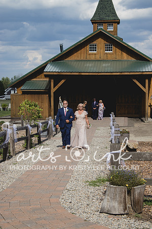 Blissful Meadows, Uxbridge MA | Wedding Photography | Arts Ink Photography