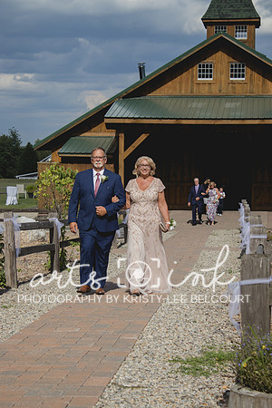 Blissful Meadows, Uxbridge MA | Wedding Photography | Arts Ink Photography