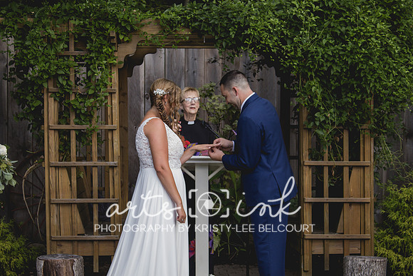 Blissful Meadows, Uxbridge MA | Wedding Photography | Arts Ink Photography