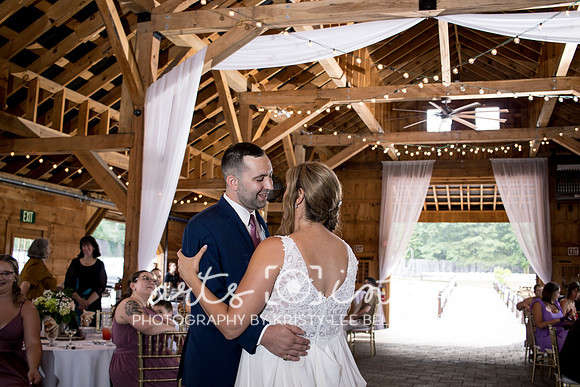 Blissful Meadows, Uxbridge MA | Wedding Photography | Arts Ink Photography