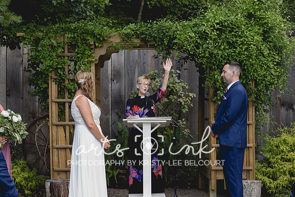 Blissful Meadows, Uxbridge MA | Wedding Photography | Arts Ink Photography