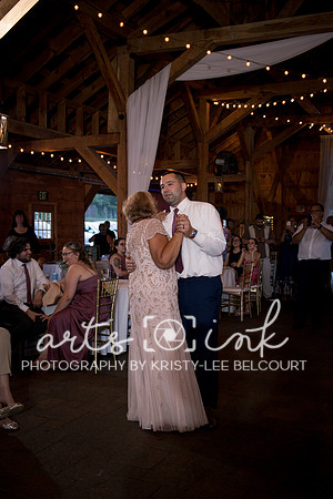 Blissful Meadows, Uxbridge MA | Wedding Photography | Arts Ink Photography