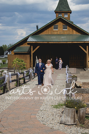Blissful Meadows, Uxbridge MA | Wedding Photography | Arts Ink Photography
