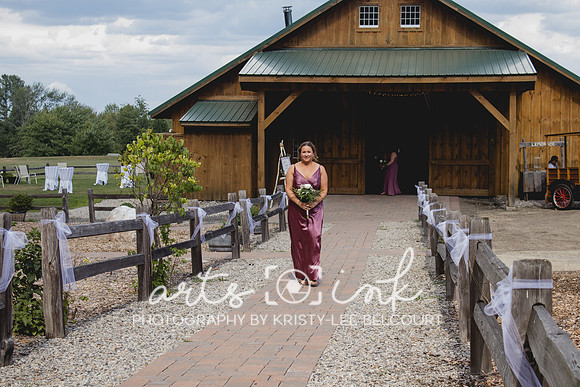 Blissful Meadows, Uxbridge MA | Wedding Photography | Arts Ink Photography