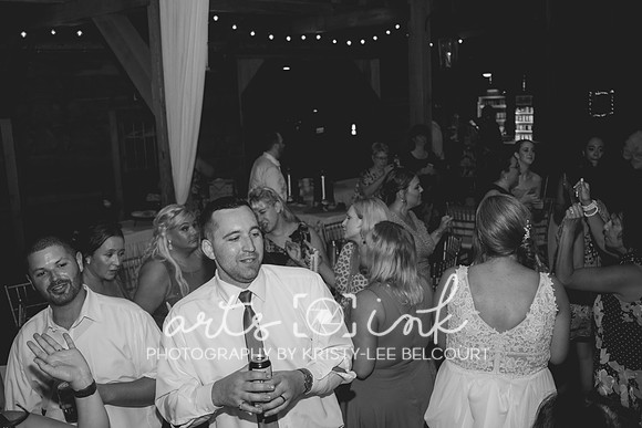 Blissful Meadows, Uxbridge MA | Wedding Photography | Arts Ink Photography
