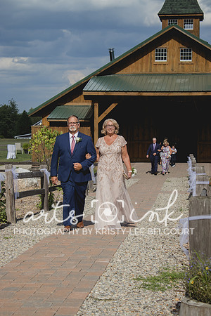 Blissful Meadows, Uxbridge MA | Wedding Photography | Arts Ink Photography