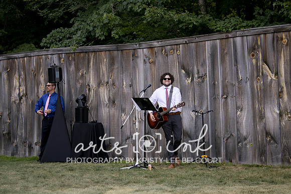 Blissful Meadows, Uxbridge MA | Wedding Photography | Arts Ink Photography
