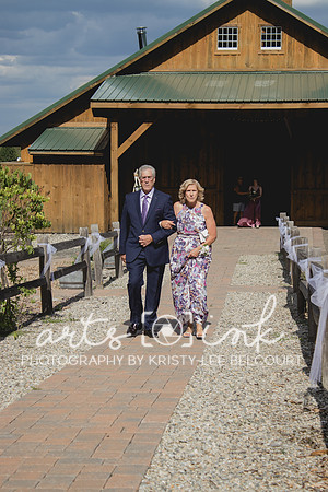 Blissful Meadows, Uxbridge MA | Wedding Photography | Arts Ink Photography