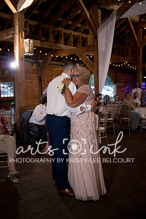 Blissful Meadows, Uxbridge MA | Wedding Photography | Arts Ink Photography
