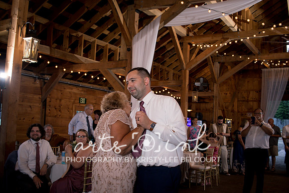 Blissful Meadows, Uxbridge MA | Wedding Photography | Arts Ink Photography