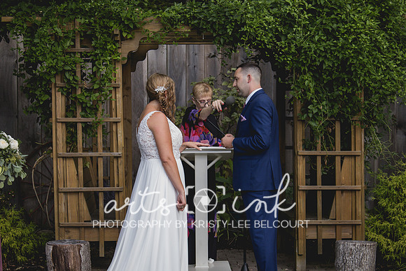 Blissful Meadows, Uxbridge MA | Wedding Photography | Arts Ink Photography
