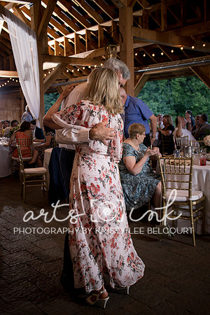 Blissful Meadows, Uxbridge MA | Wedding Photography | Arts Ink Photography