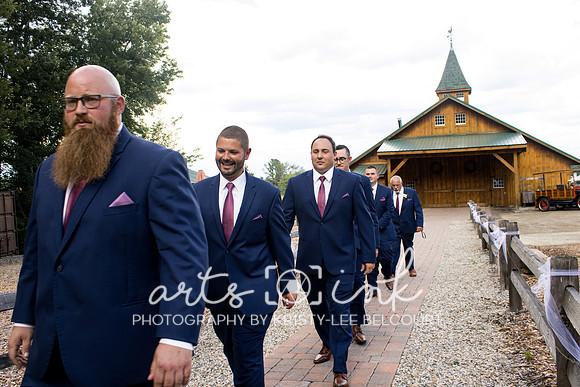 Blissful Meadows, Uxbridge MA | Wedding Photography | Arts Ink Photography