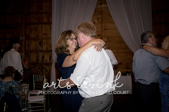 Blissful Meadows, Uxbridge MA | Wedding Photography | Arts Ink Photography