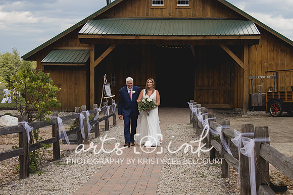 Blissful Meadows, Uxbridge MA | Wedding Photography | Arts Ink Photography