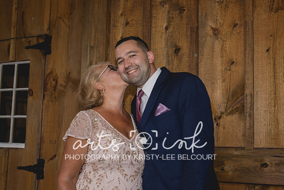 Blissful Meadows, Uxbridge MA | Wedding Photography | Arts Ink Photography