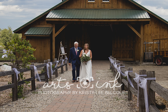 Blissful Meadows, Uxbridge MA | Wedding Photography | Arts Ink Photography