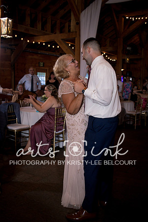 Blissful Meadows, Uxbridge MA | Wedding Photography | Arts Ink Photography