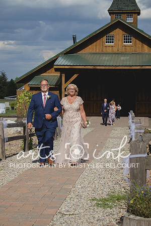 Blissful Meadows, Uxbridge MA | Wedding Photography | Arts Ink Photography