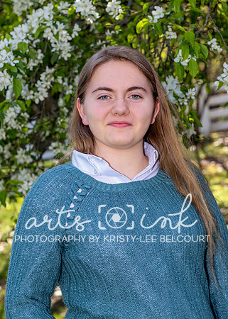 Senior Portrait Riverbend Farm Uxbridge, MA